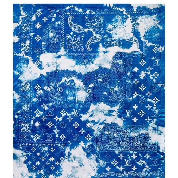 Louis Vuitton Blue White Bandana Monogram Logo Cotton Bath Beach Towel MP3347 - Picture 1 of 10